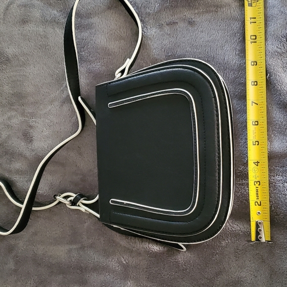 Crossbody bag - Picture 5 of 5